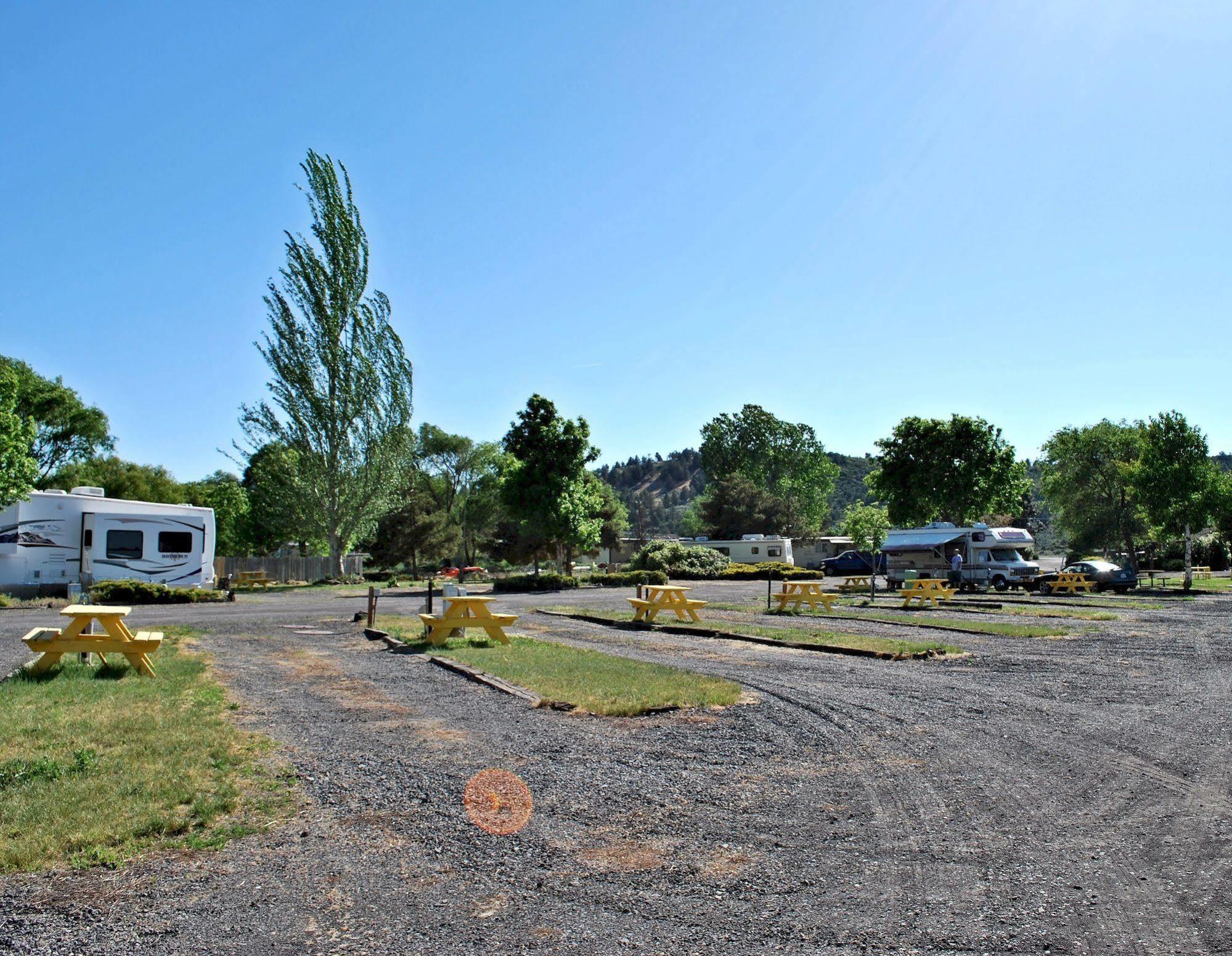 Oregon Motel 8 And Rv Park Кламат Фолс Экстерьер фото